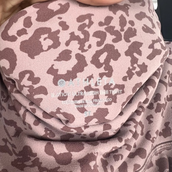 ATHLETA Woman Size Small Tall Elation Ultra Highrise Tight Leopard Print - Picture 4 of 9